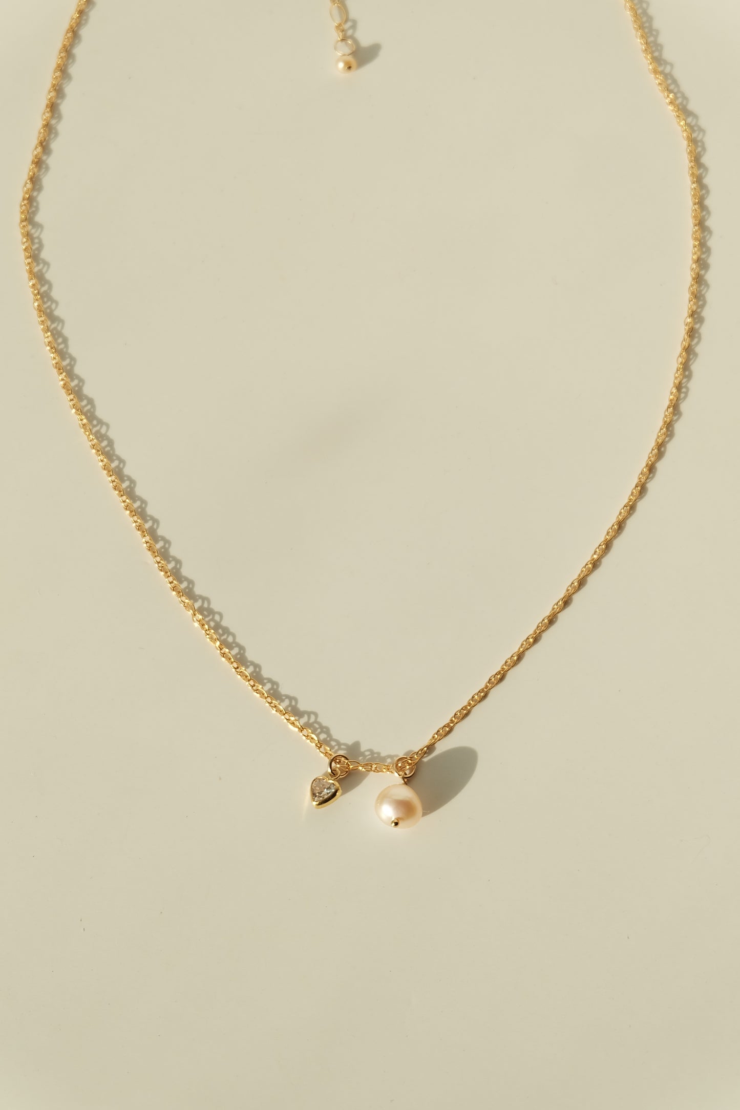 Amoura Necklace