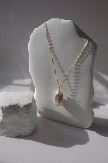 Queen Necklace
