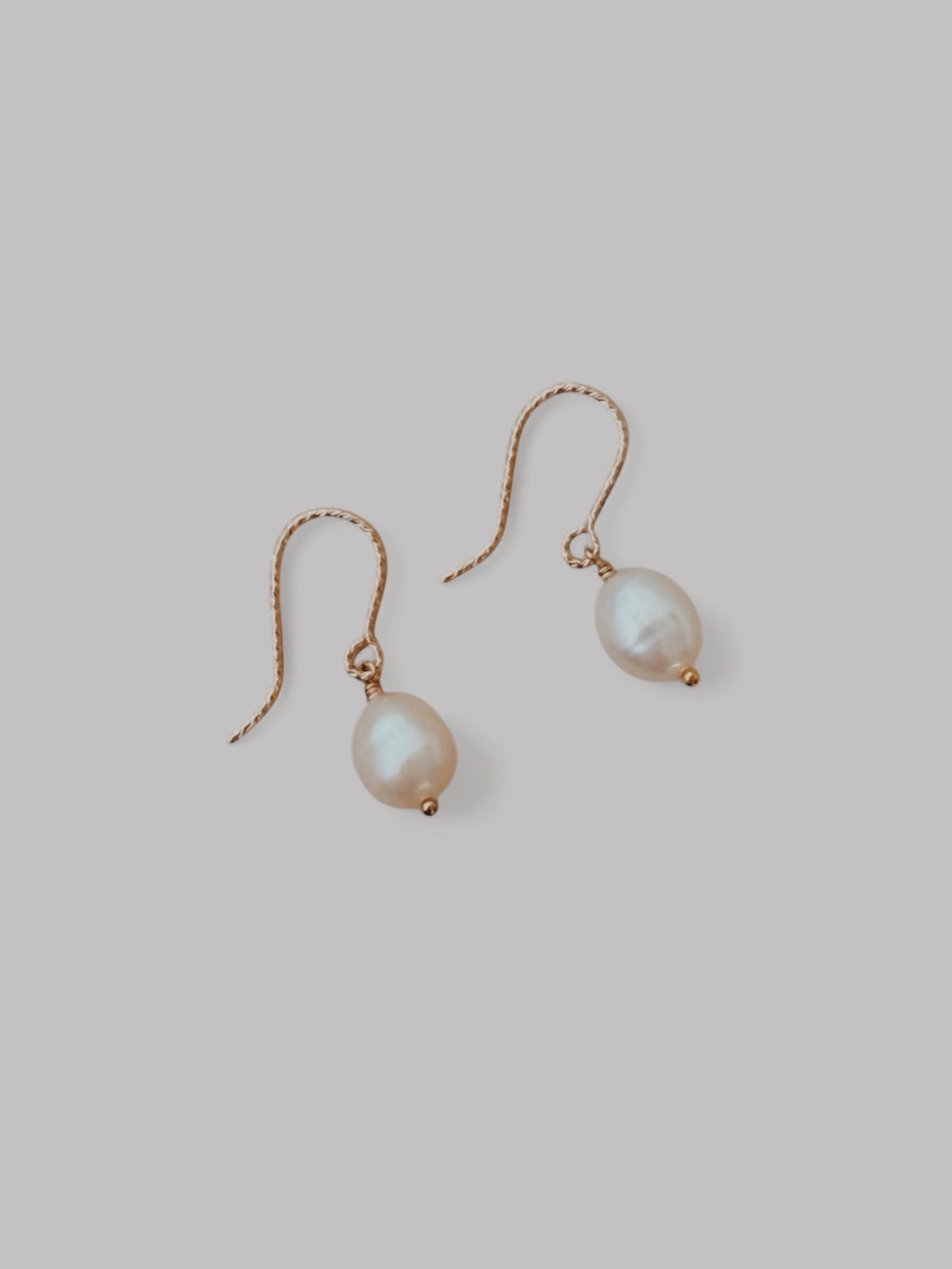 The Pearl Shimmer Earrings