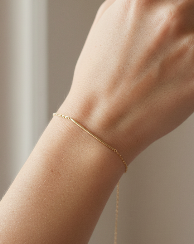 Kiss of Night Bracelet