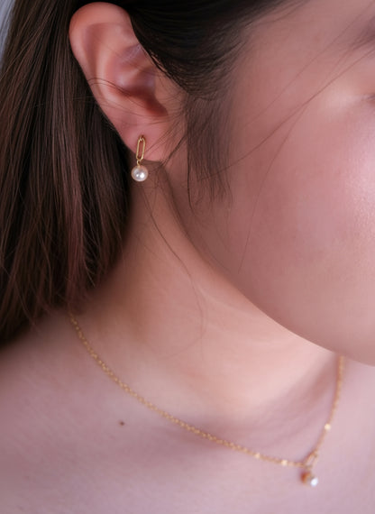 The Moonlit Beauty Pearl Earrings