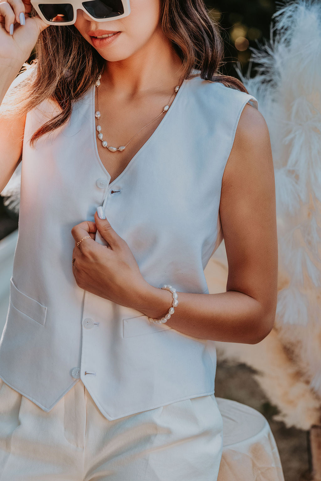 The Modern Light Pearl Necklace