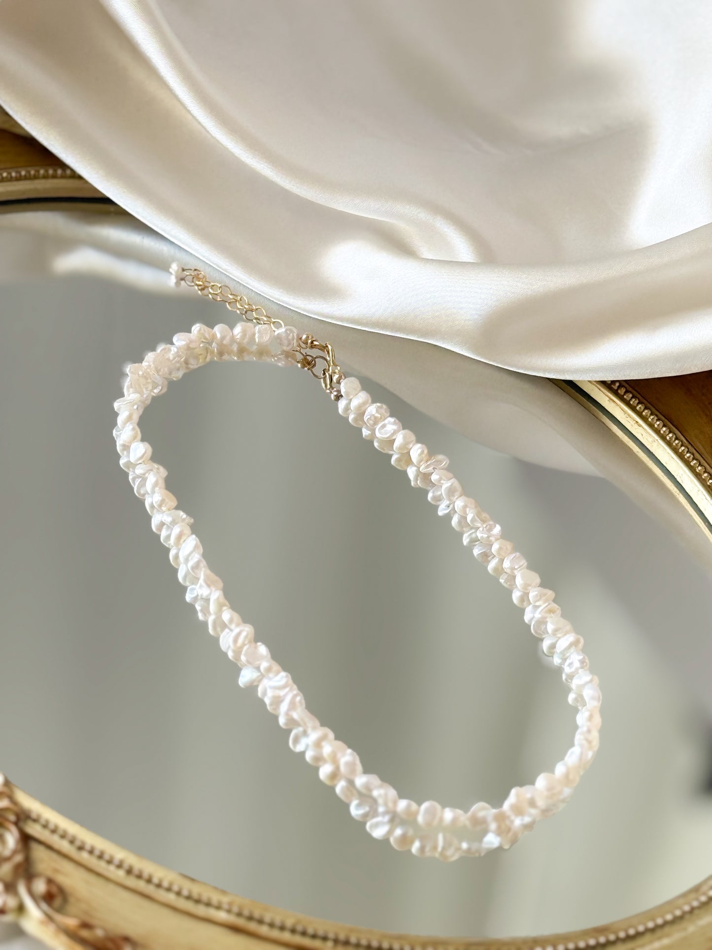 AILA Pearl Necklace
