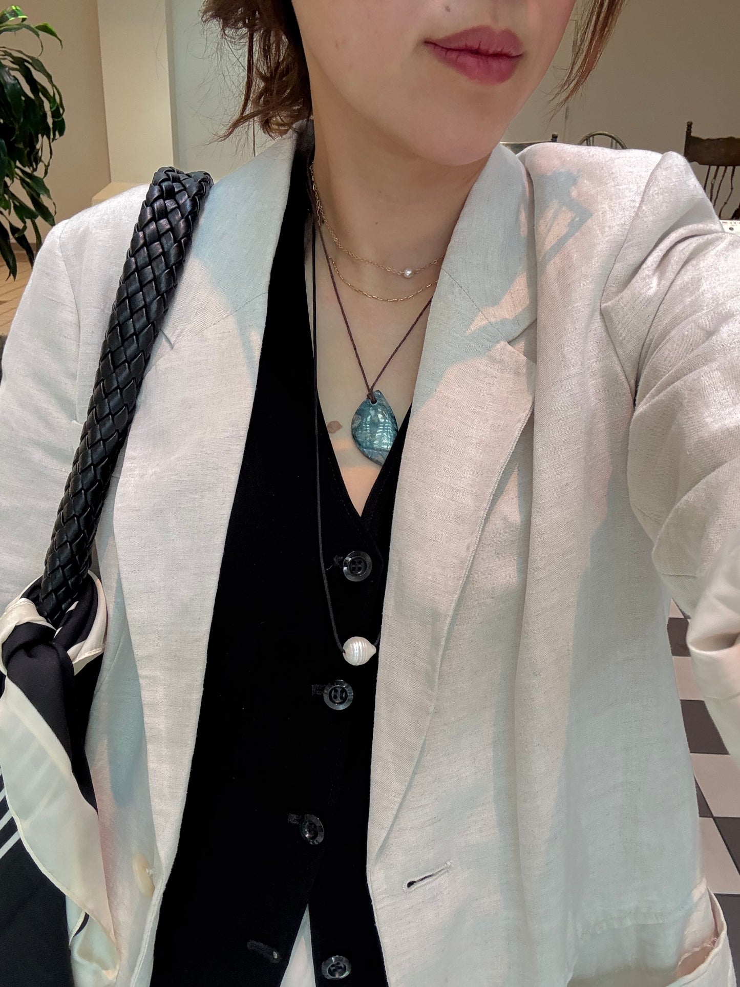 Black Tide Pearl Necklace