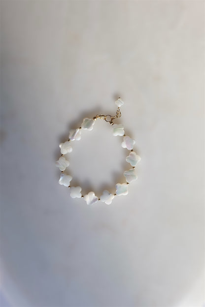 Nacre Bloom Bracelet