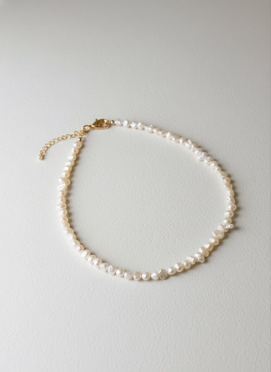 AILA Pearl Necklace