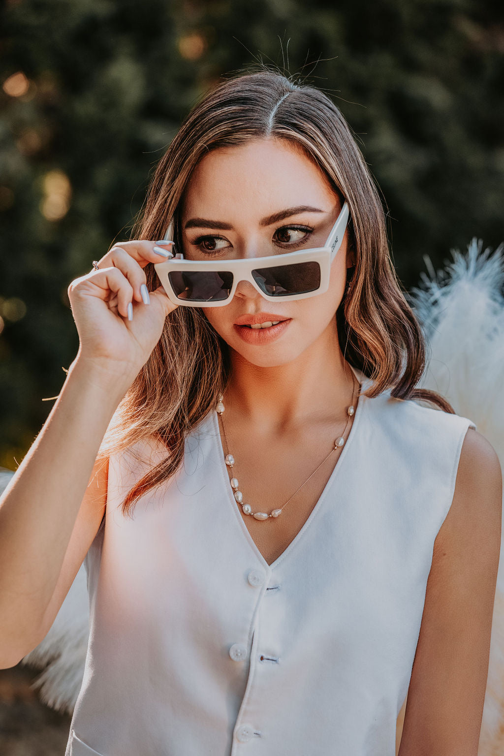 The Modern Light Pearl Necklace