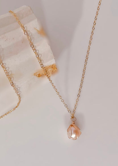 Peachy Wrap Pearl Necklace