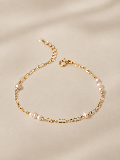 The Sea Spray Pearl Bracelet