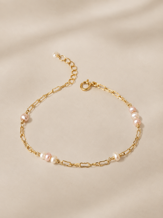The Sea Spray Pearl Bracelet