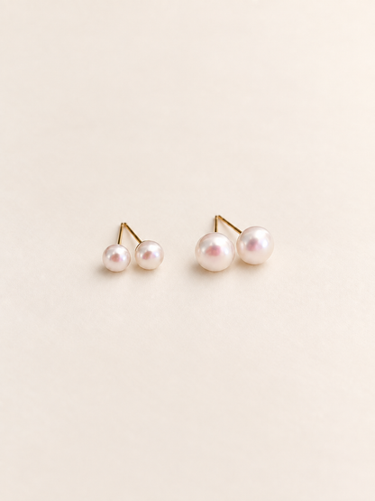 Minimal Freshwater Pearl Stud Earrings