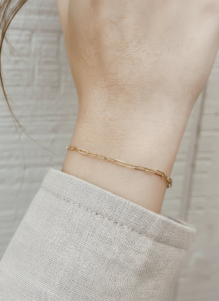 Minimalist Link Bracelet