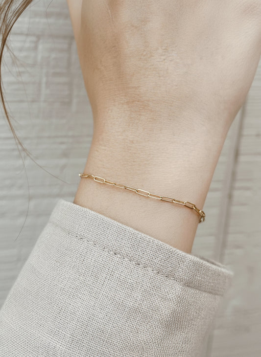 Minimalist Link Bracelet