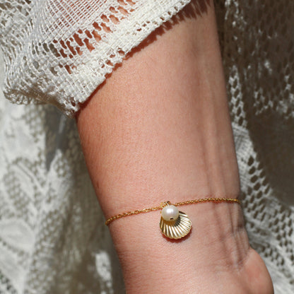 Calico Sea Shell Bracelet